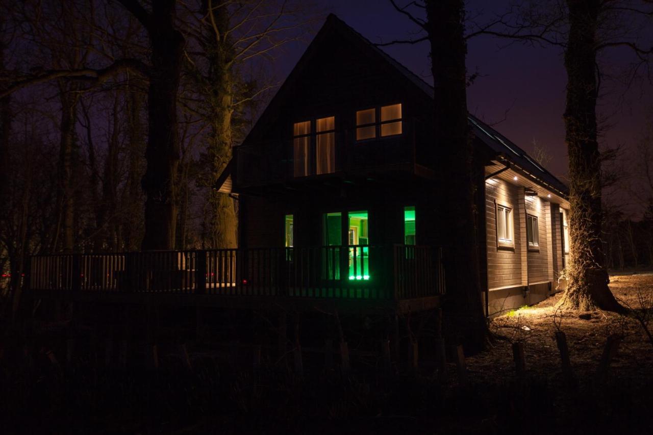 Ilodge Ultra Louth  Buitenkant foto