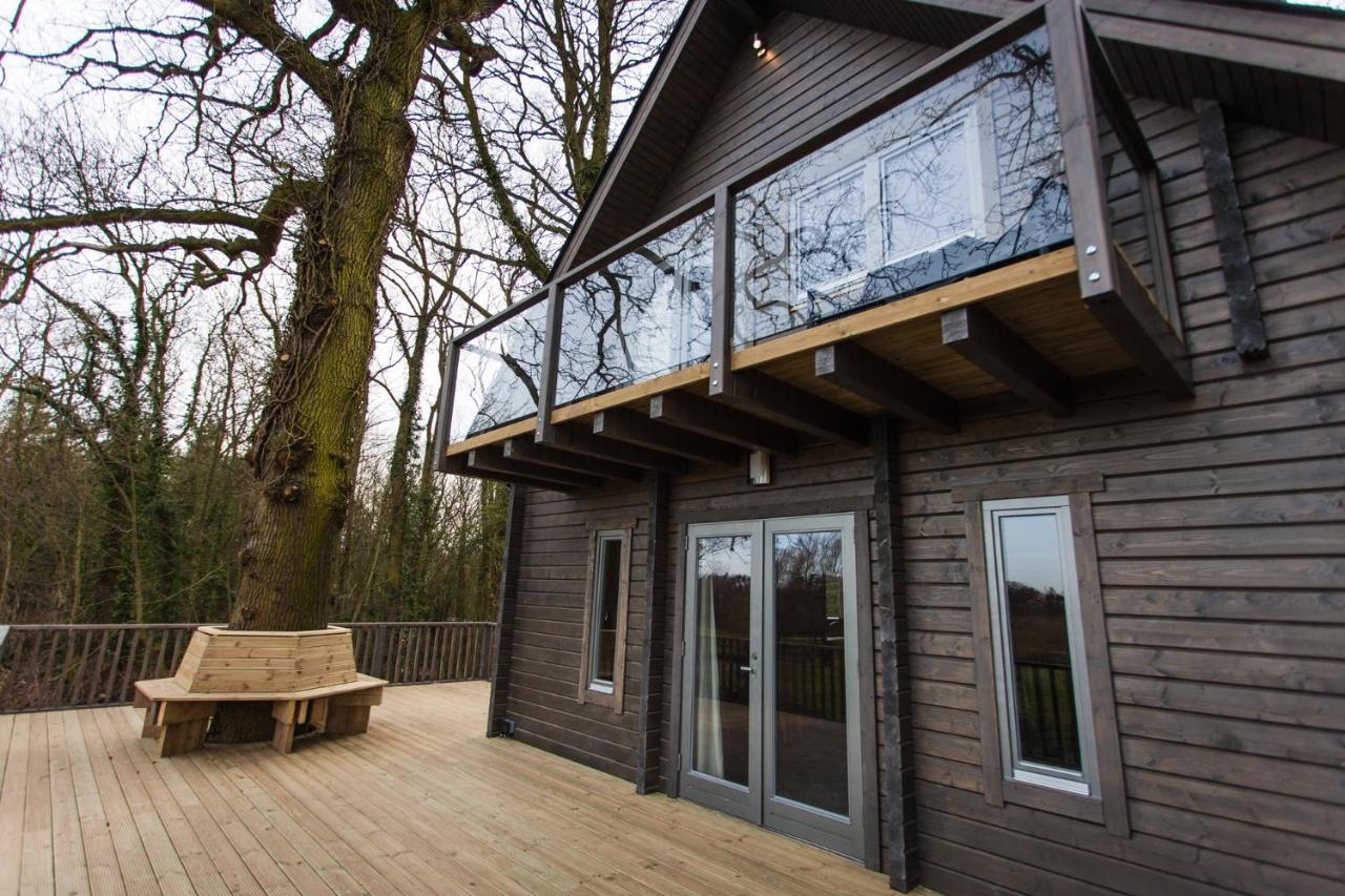 Ilodge Ultra Louth  Buitenkant foto